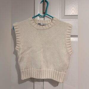 Zara Women's Off-White Knit Sweater Vest